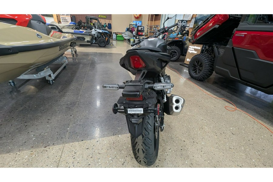 2025 CB500F ABS - Honda