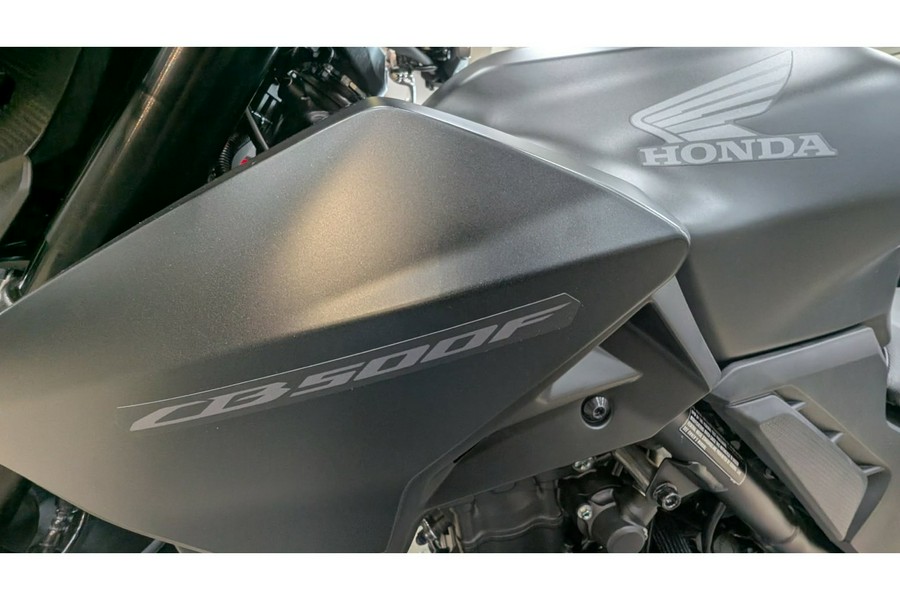 2025 CB500F ABS - Honda