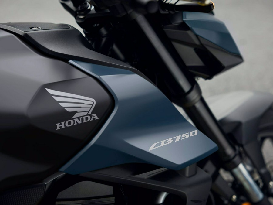 2026 Honda CB750 Hornet E-Clutch Matte Nightshade Blue