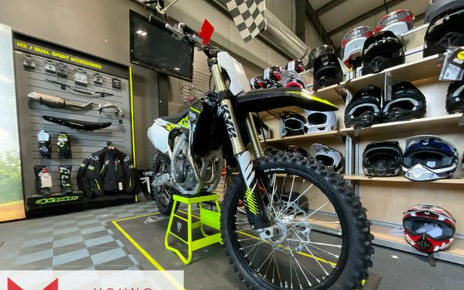 2025 Triumph TF 250-X Jet Black/Pure White