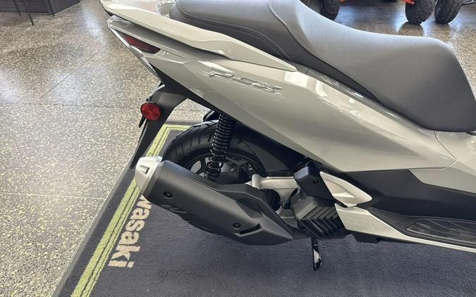 2026 Honda PCX ABS