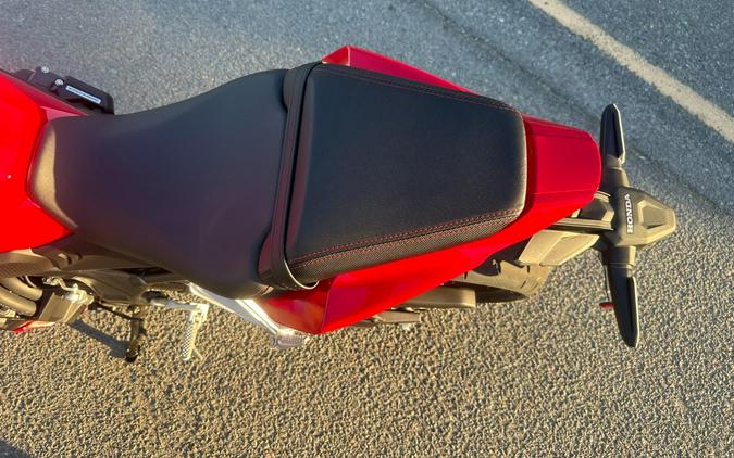 2026 Honda CBR650R E-CLUTCH