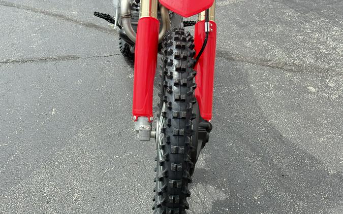 2027 Honda CRF250R Red
