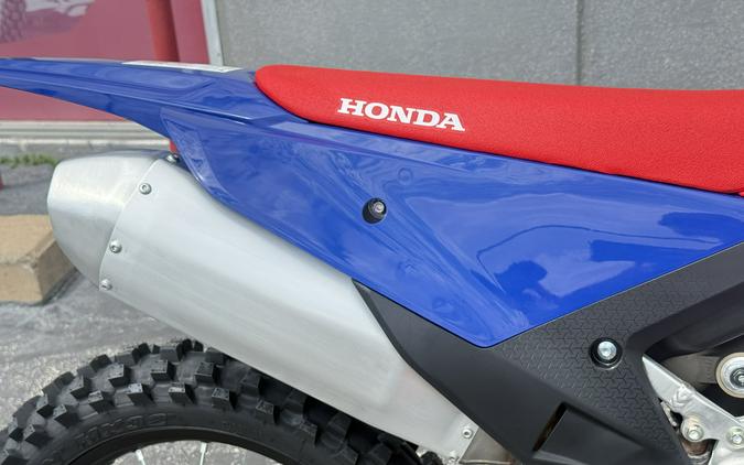 2027 Honda CRF250R Red