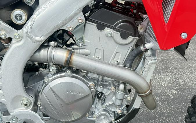 2027 Honda CRF250R Red