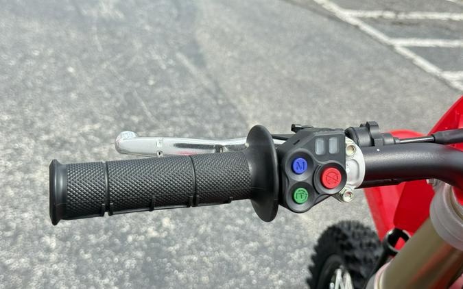 2027 Honda CRF250R Red