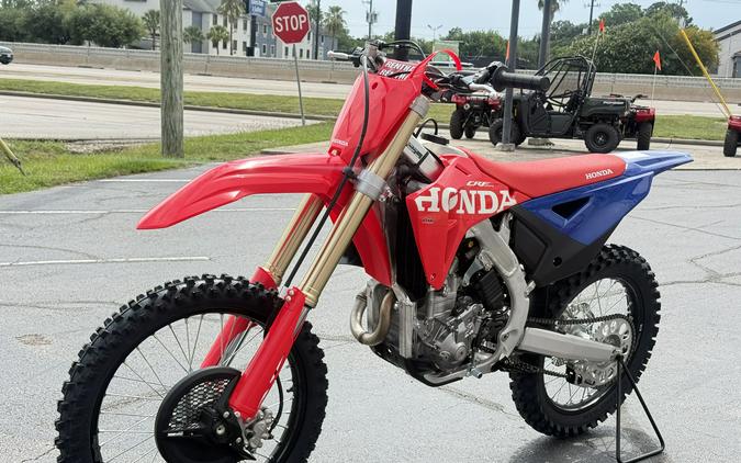 2027 Honda CRF250R Red