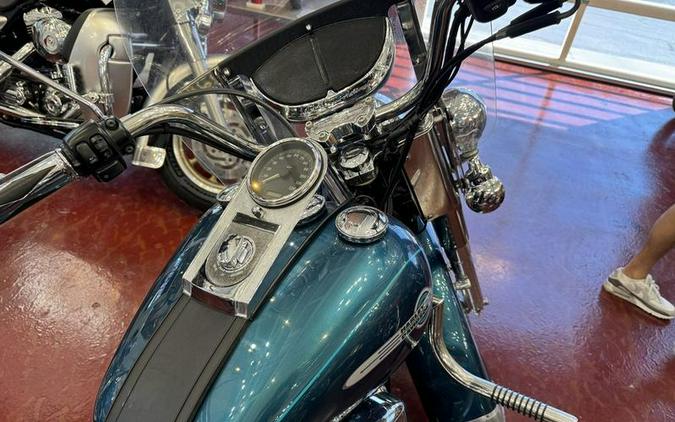 2004 Harley-Davidson® FLSTC - Heritage Softail® Classic