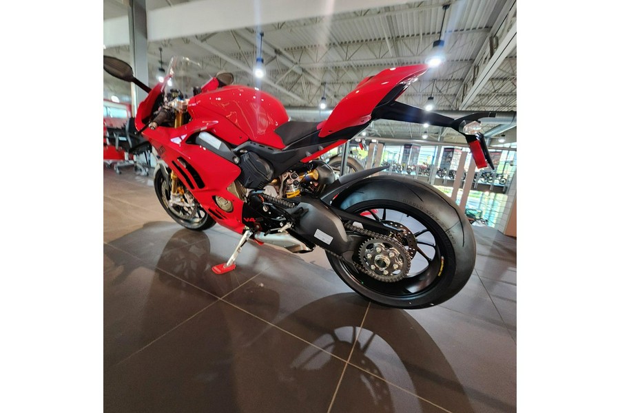 2024 Ducati Panigale V4 S