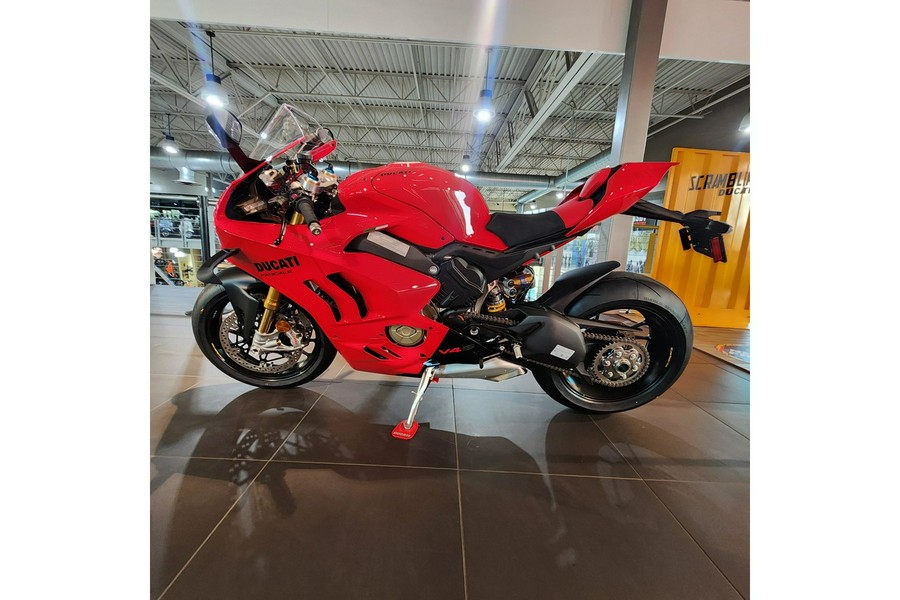 2024 Ducati Panigale V4 S