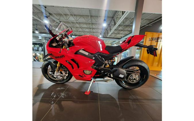 2024 Ducati Panigale V4 S