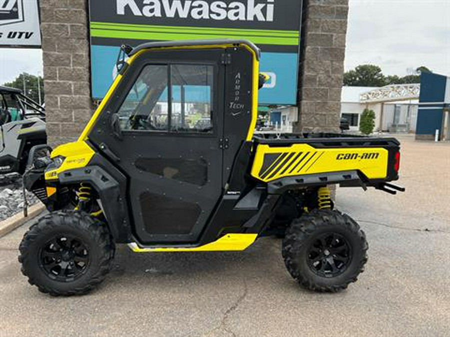 2018 Can-Am Defender X mr HD10