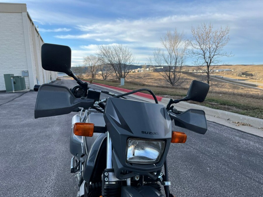 2014 Suzuki DR650SE