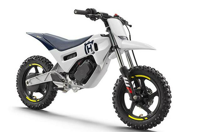 2024 Husqvarna® EE 2