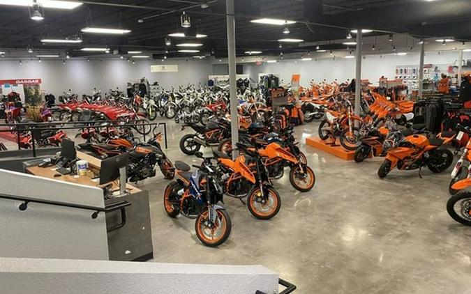 2024 KTM Duke 790