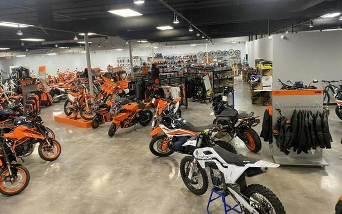 2024 KTM Duke 790