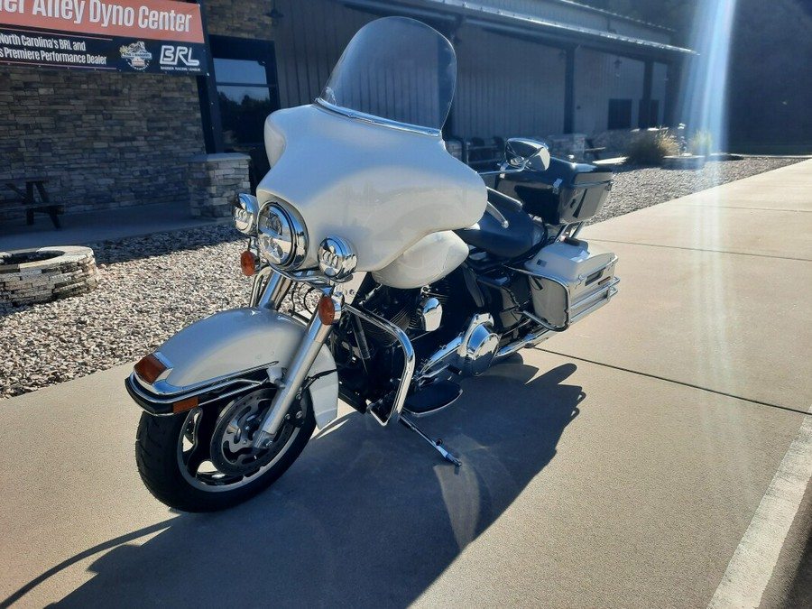 2009 Harley-Davidson® Electra Glide® Standard Birch White