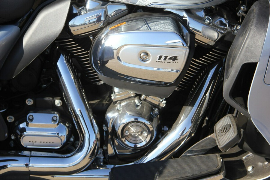 2023 Harley-Davidson Tri Glide Ultra Atlas Silver MTLIC