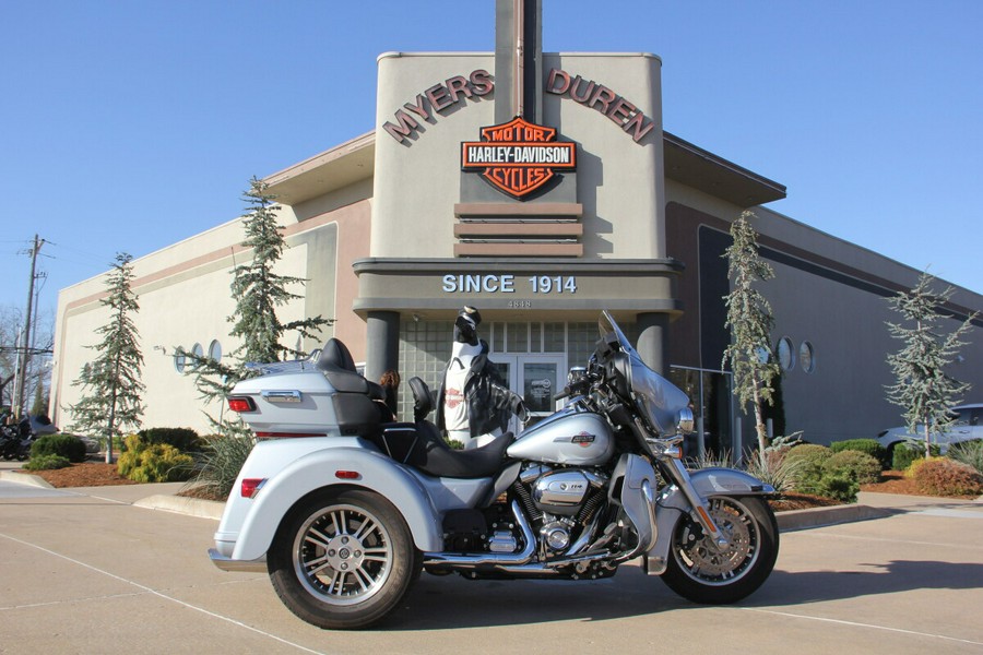 2023 Harley-Davidson Tri Glide Ultra Atlas Silver MTLIC