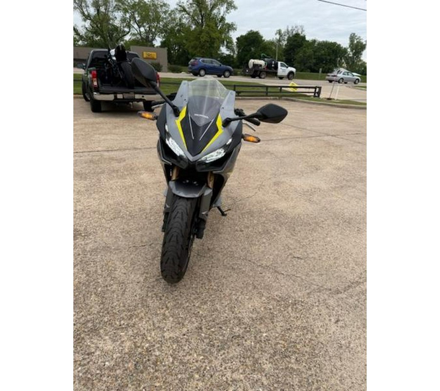 2022 Honda® CBR500R ABS