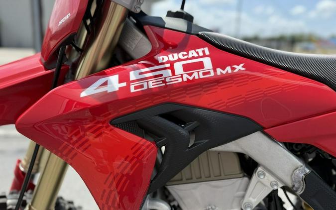 2026 Ducati Desmo450 Mx