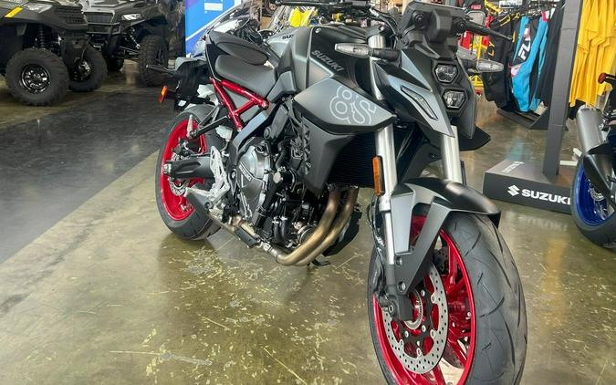 2025 Suzuki GSX-8S
