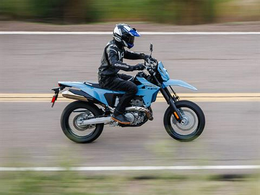 2025 Suzuki DR-Z4SM