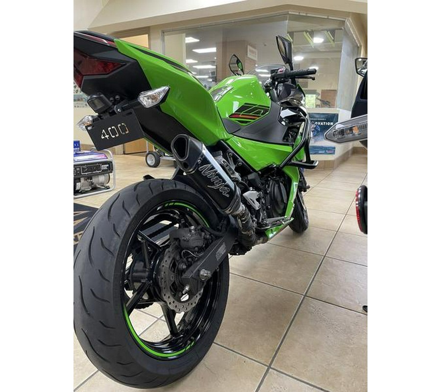 2023 Kawasaki Ninja® 400 KRT Edition ABS