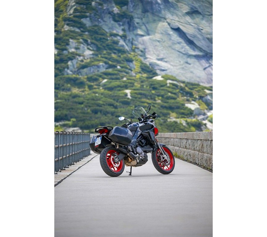 2024 Ducati Multistrada V2 S Thrilling Black