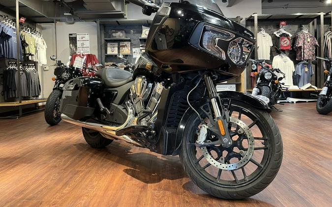 2021 Indian Motorcycle® Challenger® Thunder Black