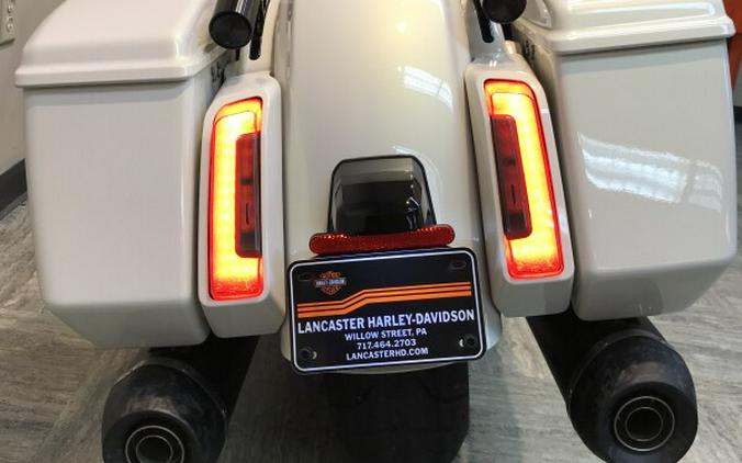 2024 Harley-Davidson CVO™ Road Glide® ST Golden White Pearl FLTRXSTSE