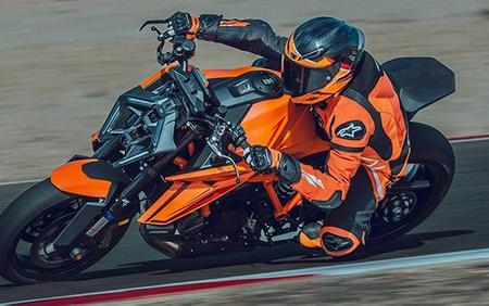 2025 KTM 1390 Super Duke R EVO