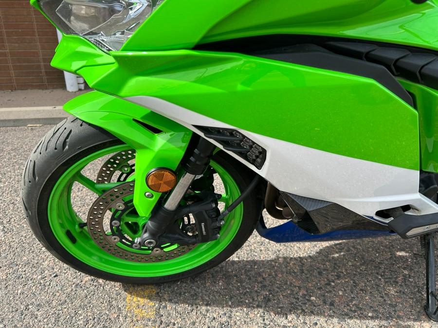 2024 Kawasaki Ninja ZX-4RR 40th Anniversary Edition ABS