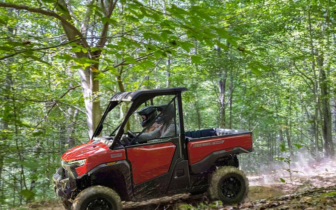 2026 Honda Pioneer 1000 Deluxe Hero Red