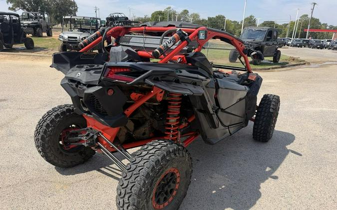 2018 Can-Am® Maverick™ X3 X™ RS TURBO R with Smart-Lok™ Triple Black & Can-Am Red