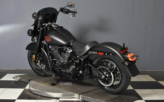 2026 Harley-Davidson Deadwood Black Denim FLHD