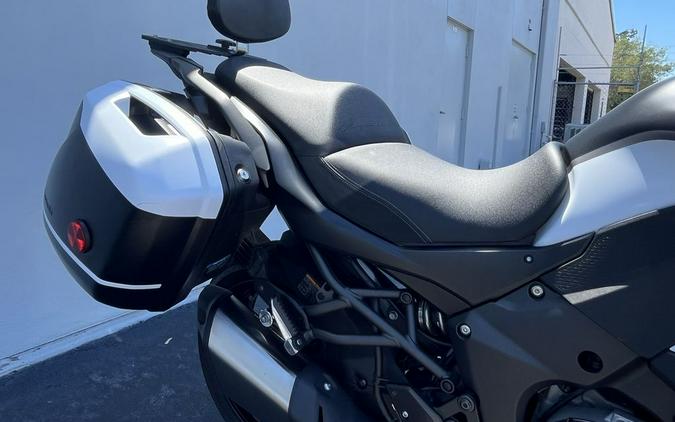 2019 Kawasaki Versys® 1000 SE LT+