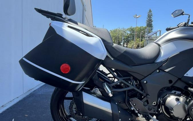 2019 Kawasaki Versys® 1000 SE LT+