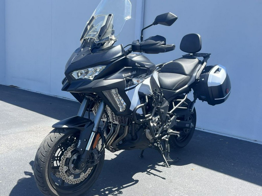 2019 Kawasaki Versys® 1000 SE LT+