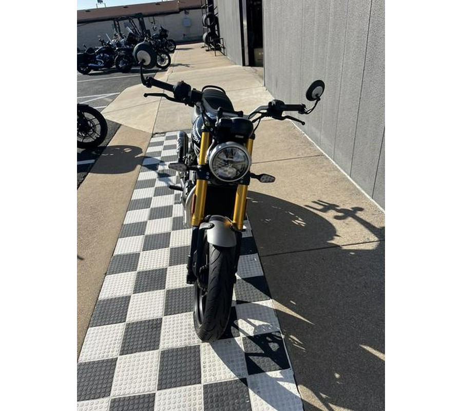 2025 Triumph Speed 400 Phantom Black / Storm Grey