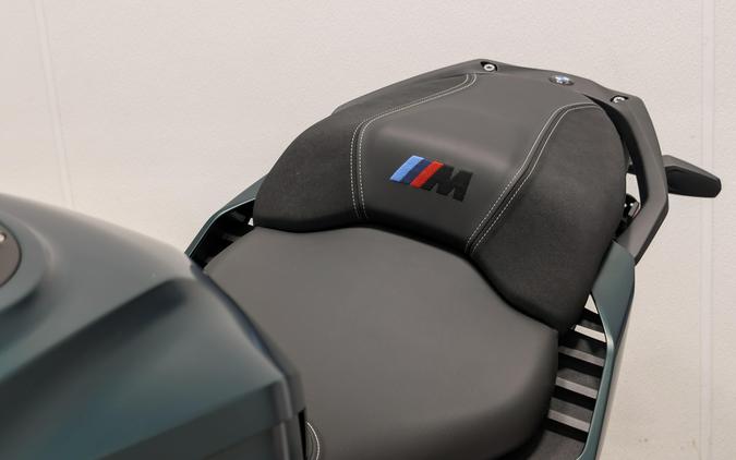 2026 BMW M 1000 XR