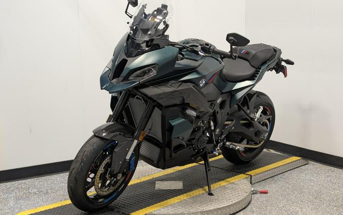 2026 BMW M 1000 XR