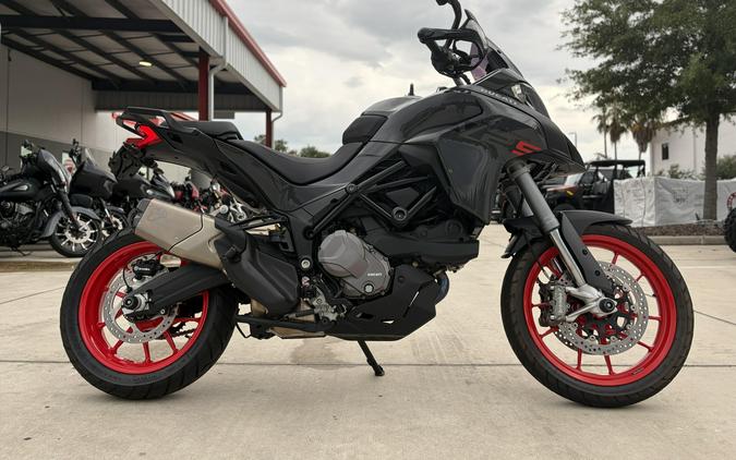 2022 Ducati Multistrada V2