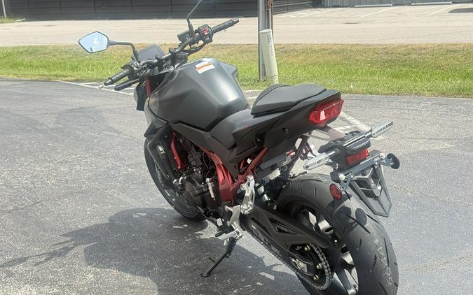 2026 Honda CB750 Hornet E-Clutch Black