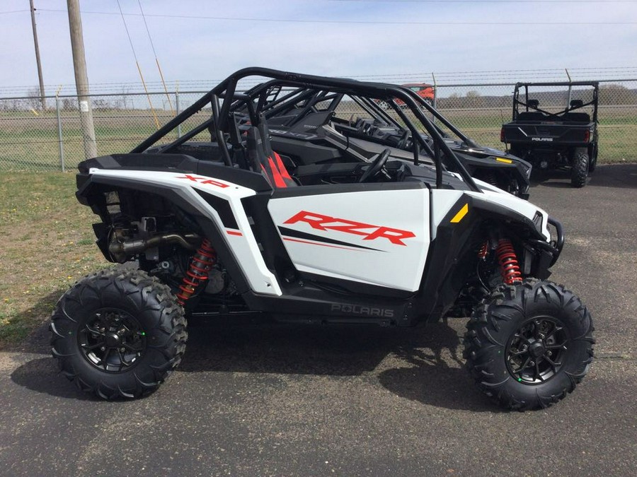 2024 Polaris Industries RZR XP 1000 Sport White Lightning