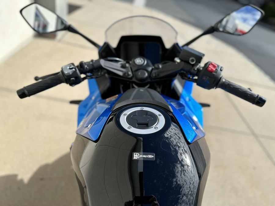 2025 Suzuki GSX8R