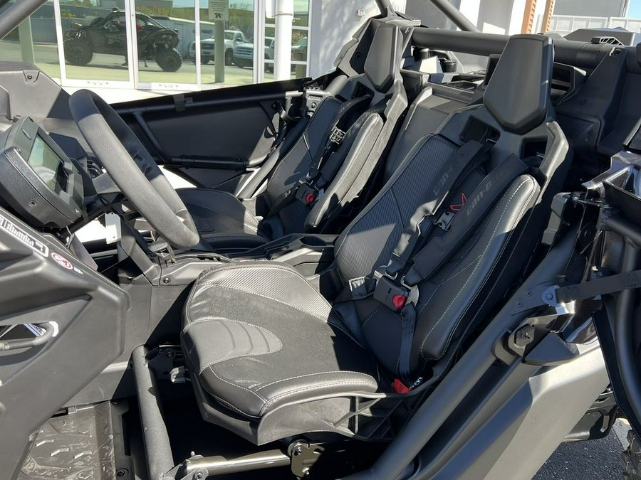 2026 Can-Am® Maverick X3 X ds Turbo RR Triple Black_7.6 in.