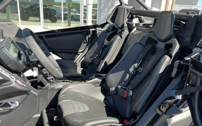 2026 Can-Am® Maverick X3 X ds Turbo RR Triple Black_7.6 in.