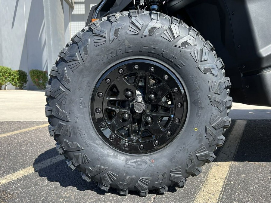 2026 Can-Am® Maverick X3 X ds Turbo RR Triple Black_7.6 in.