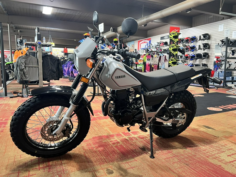 2027 Yamaha TW200